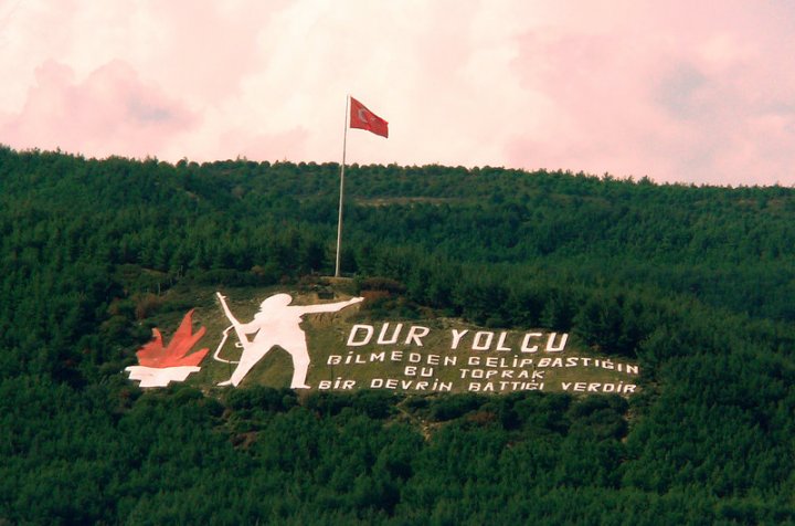 Dur Yolcu!