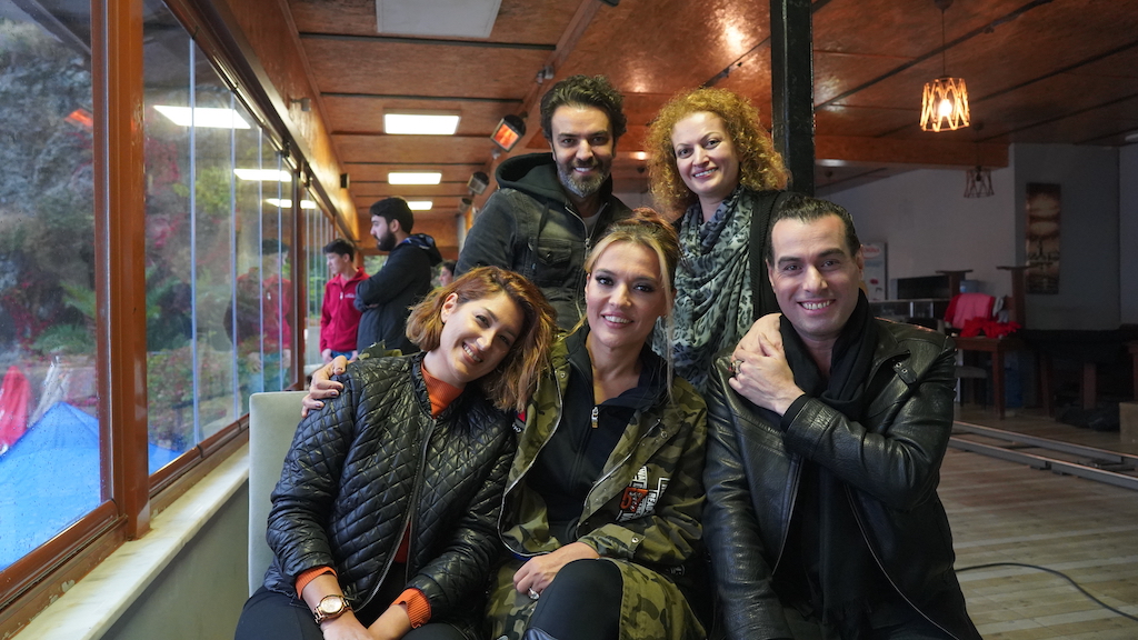 Demet Akalın feat Haktan “Yekten” kliplendi…